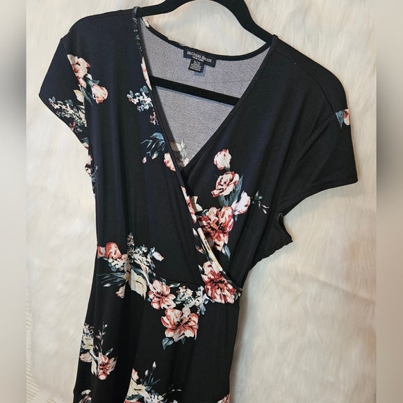 Beechers Brook Classic Floral Mini Dress (NWOT) - Picture 2 of 6